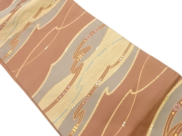 鬘帯に抽象横段模様織出し名古屋帯